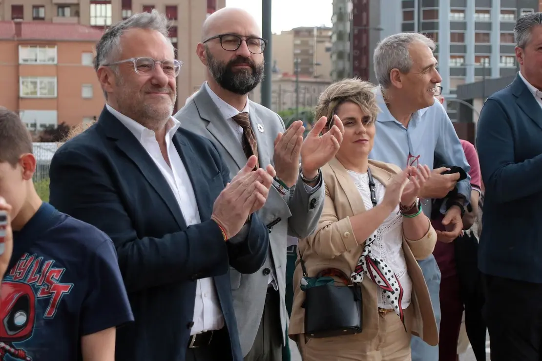La Cofradía del Santo Cristo del Perdón de León ya tiene su rotonda. Foto Peio García (7)
