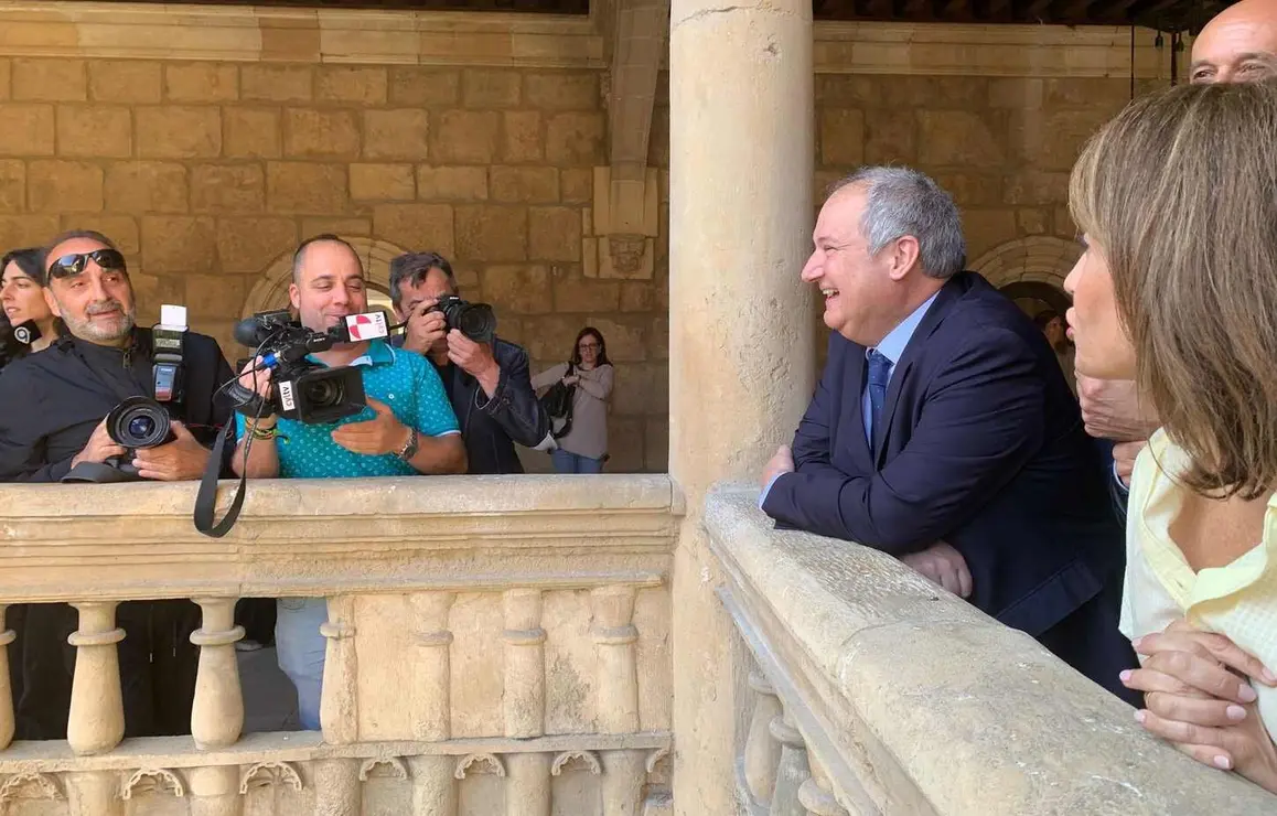 El ministro de Industria y Turismo, Jordi Hereu, ha anunciado este viernes en León el inicio del proceso de ampliación del Parador de San Marcos, una actuación que responde a una “vieja aspiración” y que supondrá una inversión total de más de 30 millones de euros, incluyendo 1,5 millones ya asignados para el proyecto técnico inicial. Fotos: A.F. Reca