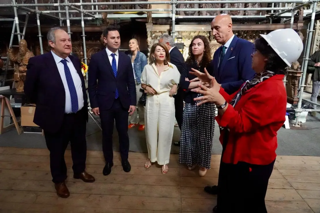 Paradores visita ministro (9)