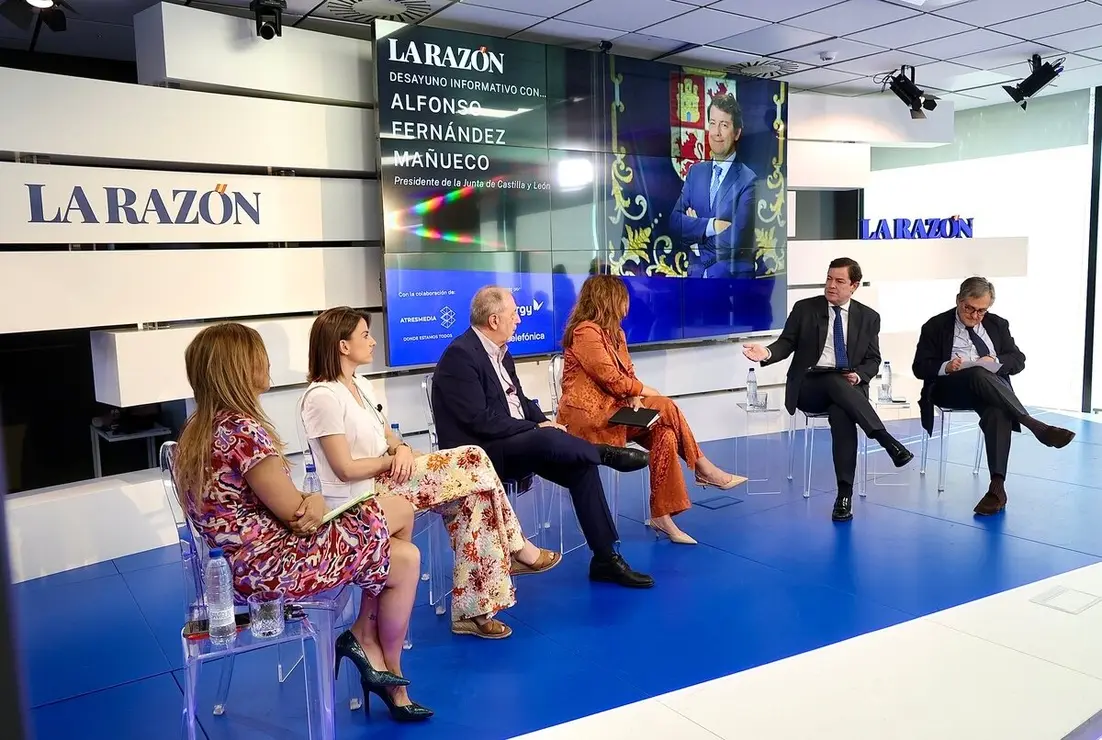 Desayuno informativo organizado por ‘La Razón’ con el presidente de la Junta de Castilla y León, Alfonso Fernández Mañueco.