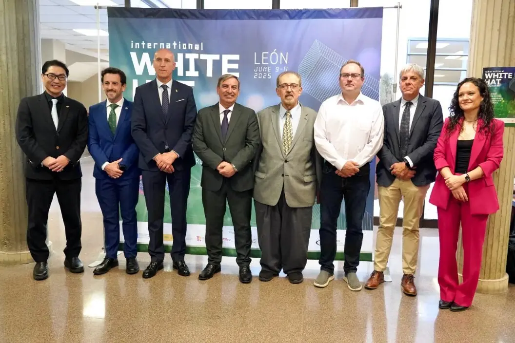 La Universidad de León se sitúa en el epicentro mundial de la aplicación de la IA en la lucha contra el cibercrimen (1)
