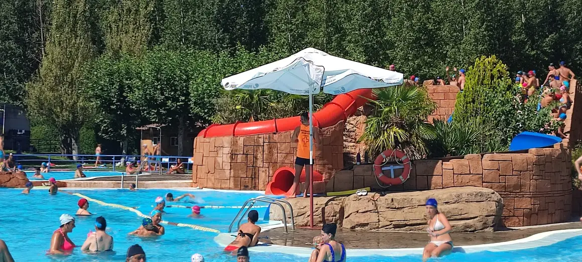 Piscinas Valencia de Don Juan 1 6