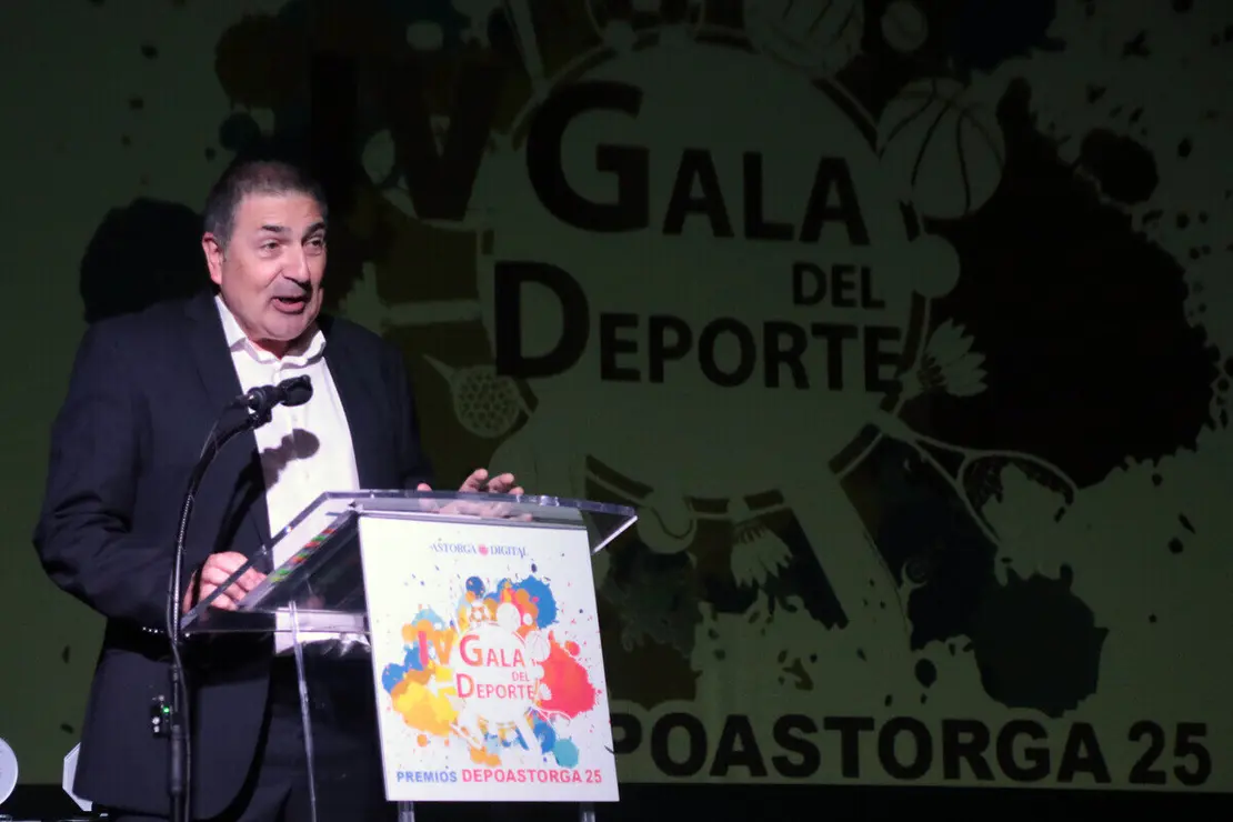 Astorga Digital y el Ayuntamiento astorgano entregan los premios DepoAstorga 2025 en el transcurso de la IV Gala del Deporte