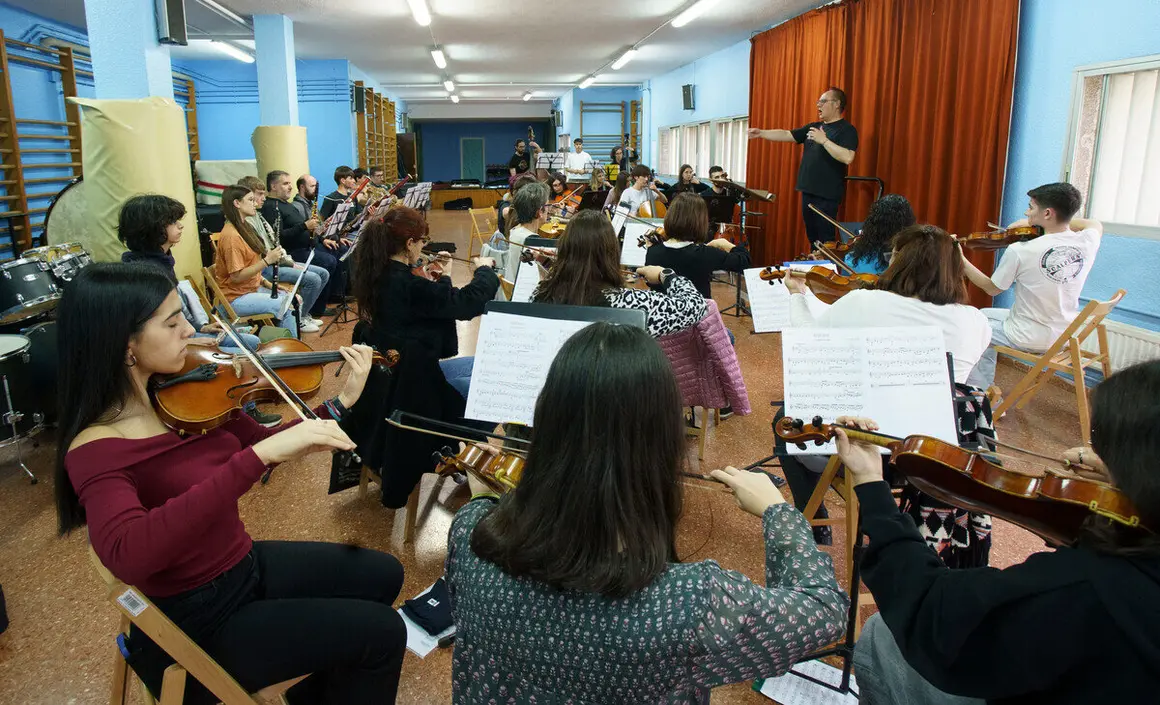 Ensayo de la Orquesta Sinfónica de Ponferrada dirigida por Manuel Alejandre