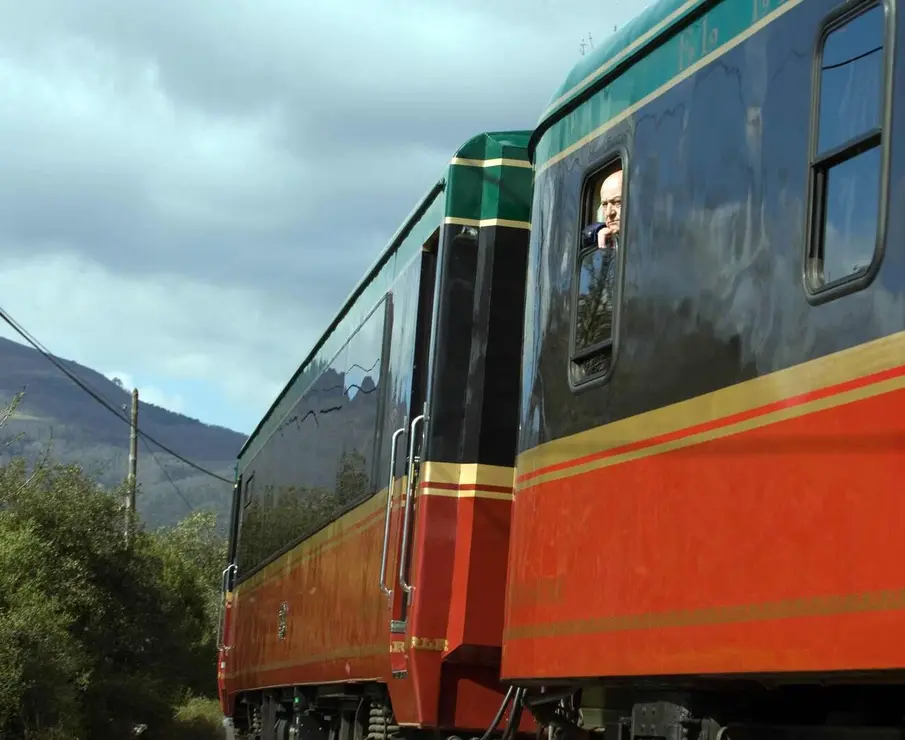 El Expreso de La Robla recorre el trayecto Bilbao-León-Bilbao