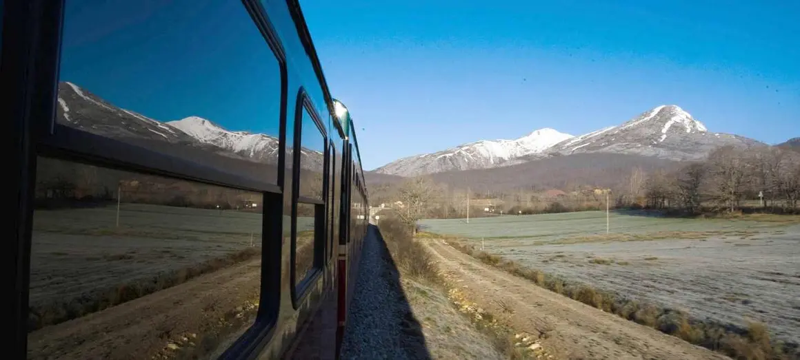 El Expreso de La Robla recorre el trayecto Bilbao-León-Bilbao