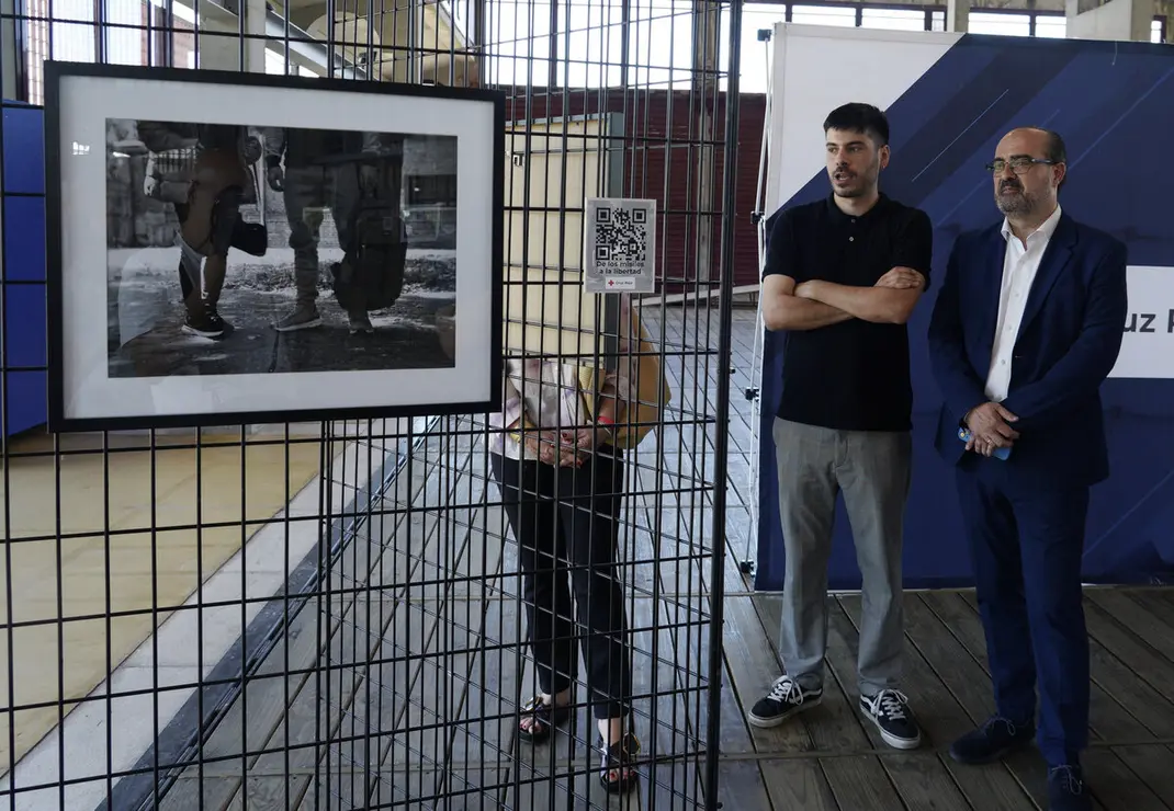 Inauguración de la exposición fotográfica ‘Rostros en tránsito: Historias de resiliencia’, a cargo del autor, Rubén Movilla