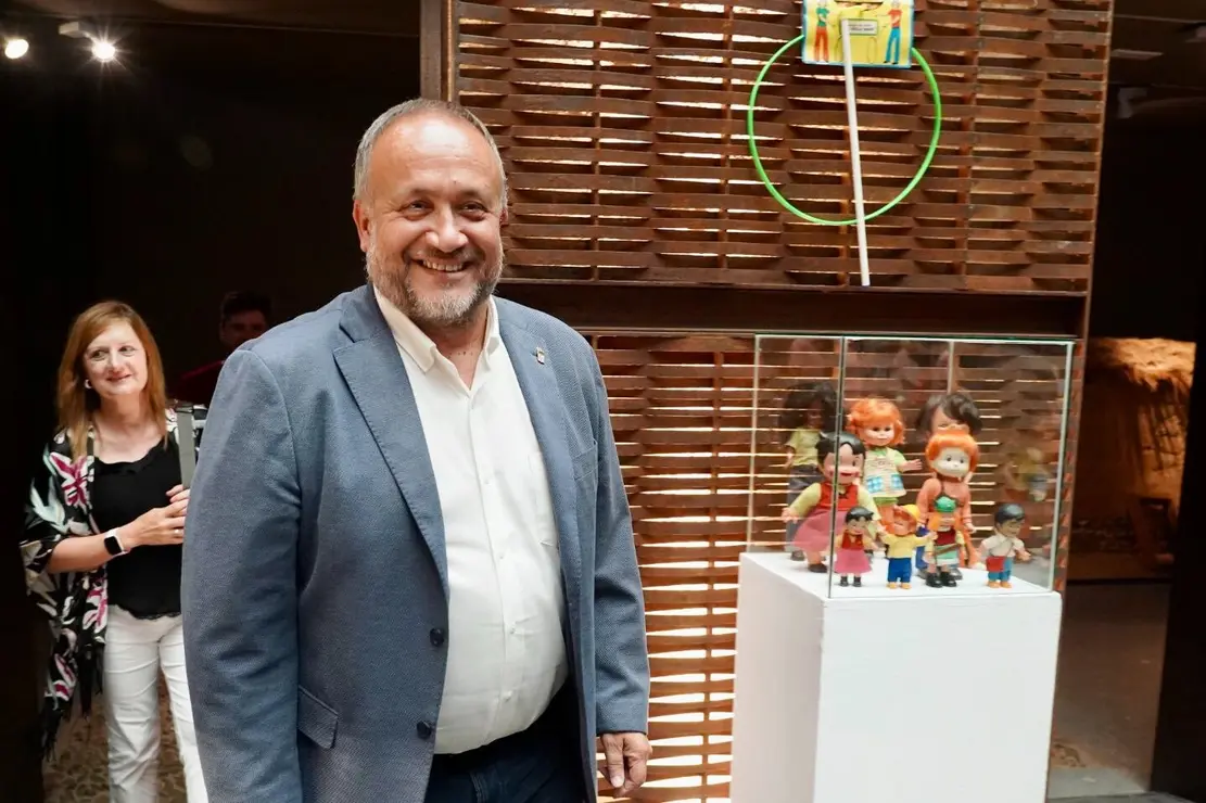 Inauguración de la exposición ‘Un viaje nostálgico’ (15)