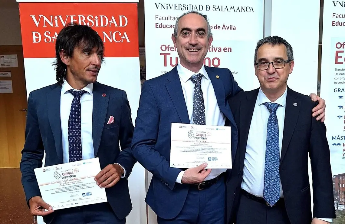 Diego Fernández Lázaro, invest. de la UVA; Jesús Seco Calvo, invest. de la ULE y Santiago Gutiérrez Martín, Vicerrector Investigación y Transferencia - ULE.