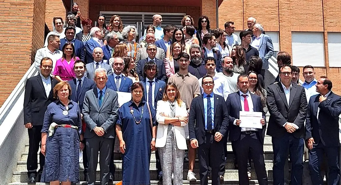 Premiados en el certamen y autoridades 1
