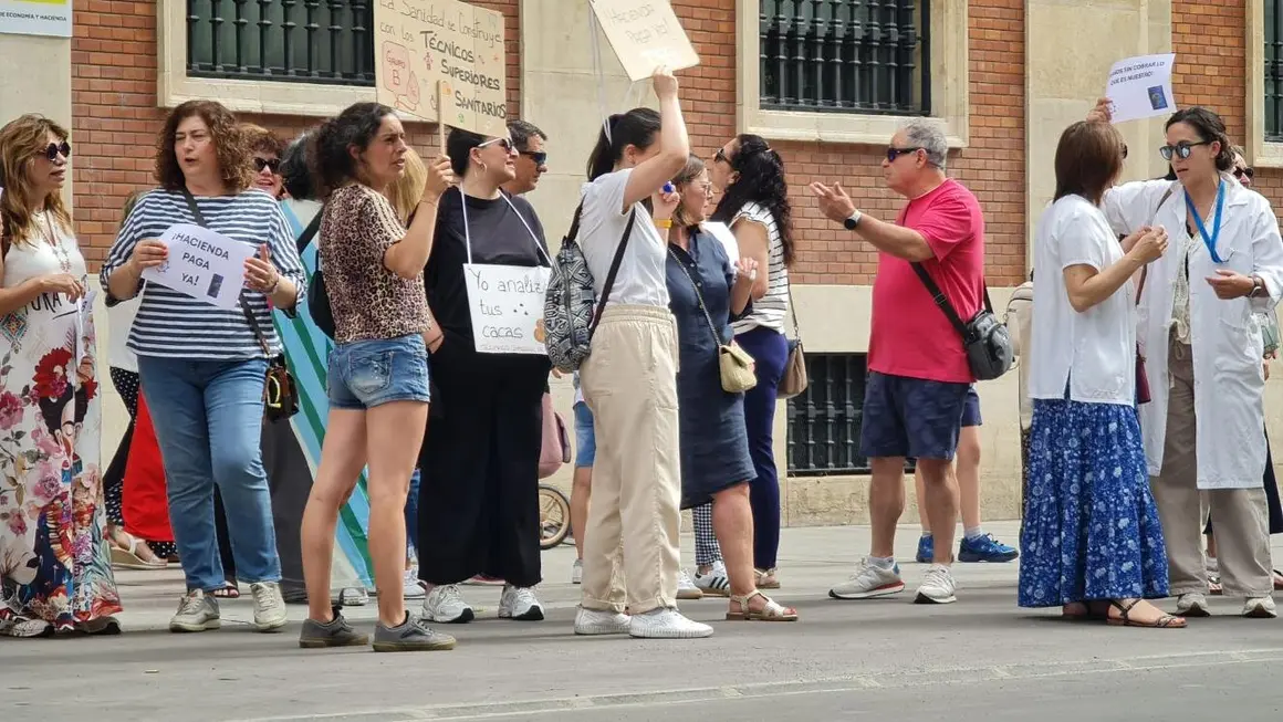 Manifestación técnicos 122