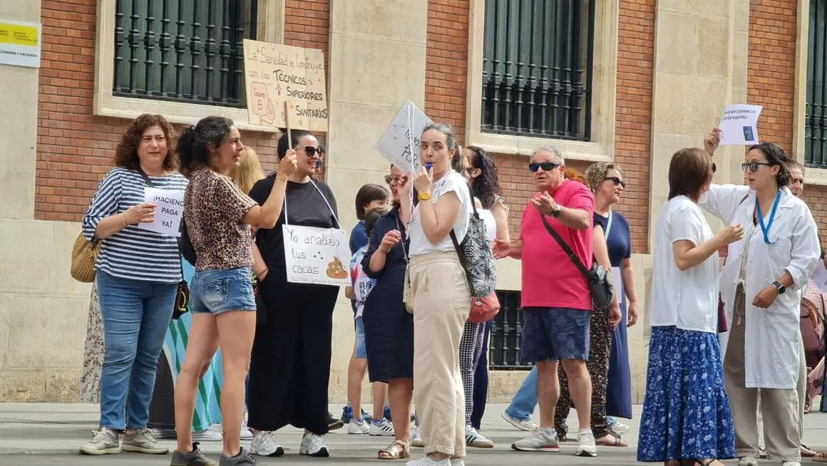 Manifestación técnicos 124