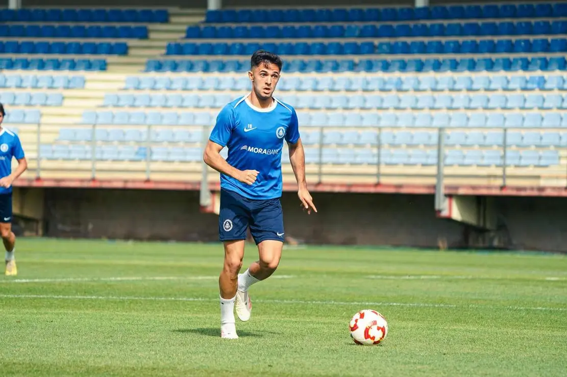 El FC Andorra ultima los detalles de su preparación en León, donde se encuentra realizando un breve stage a la espera del partido decisivo que se jugará este sábado 22 de junio a las 20:30 horas en el estadio El Toralín, frente a la SD Ponferradina.