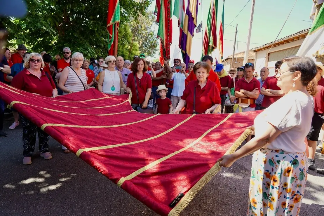 Celebración de la II Concentración de Pendones de Oteruelo de la Valduerna