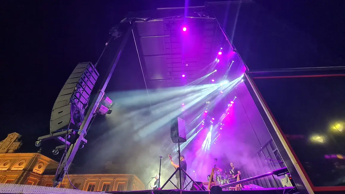 Hombres G 12