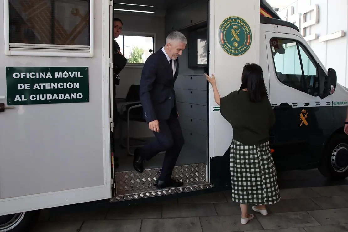 La Guardia Civil adquirirá 40 oficinas móviles de atención al ciudadano en cuatro años y desplegará una por Comandancia. Foto: Peio García