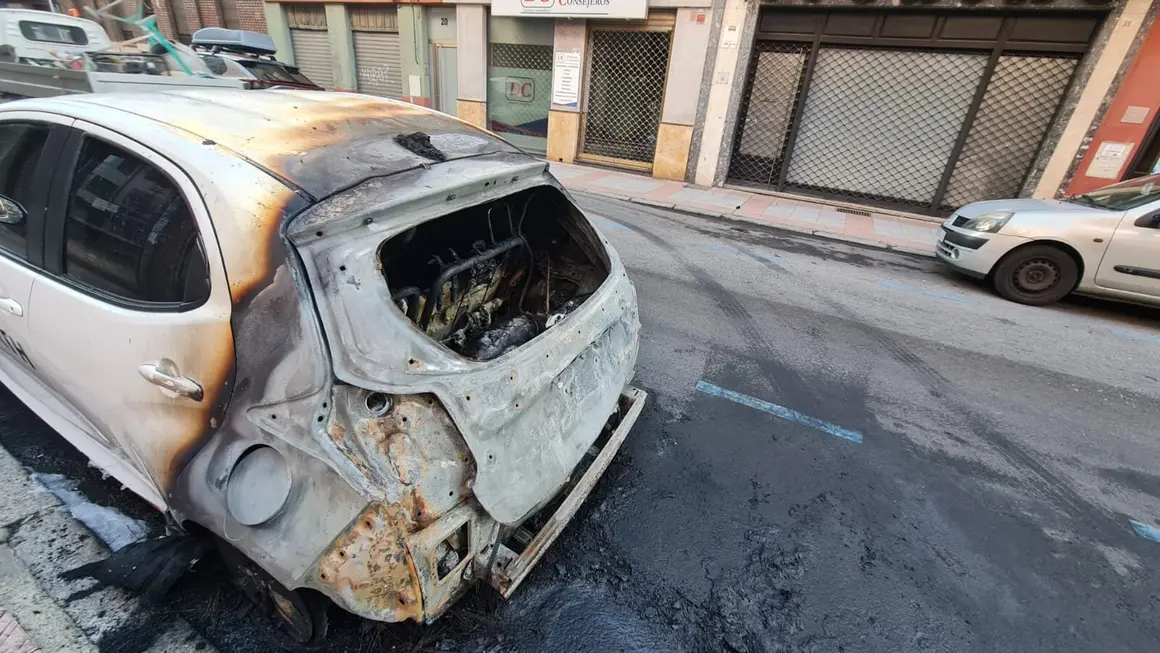 Incendio coche 11