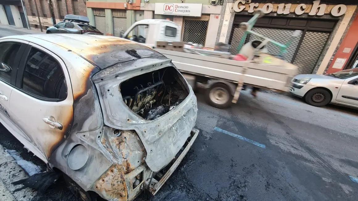 Incendio coche 15