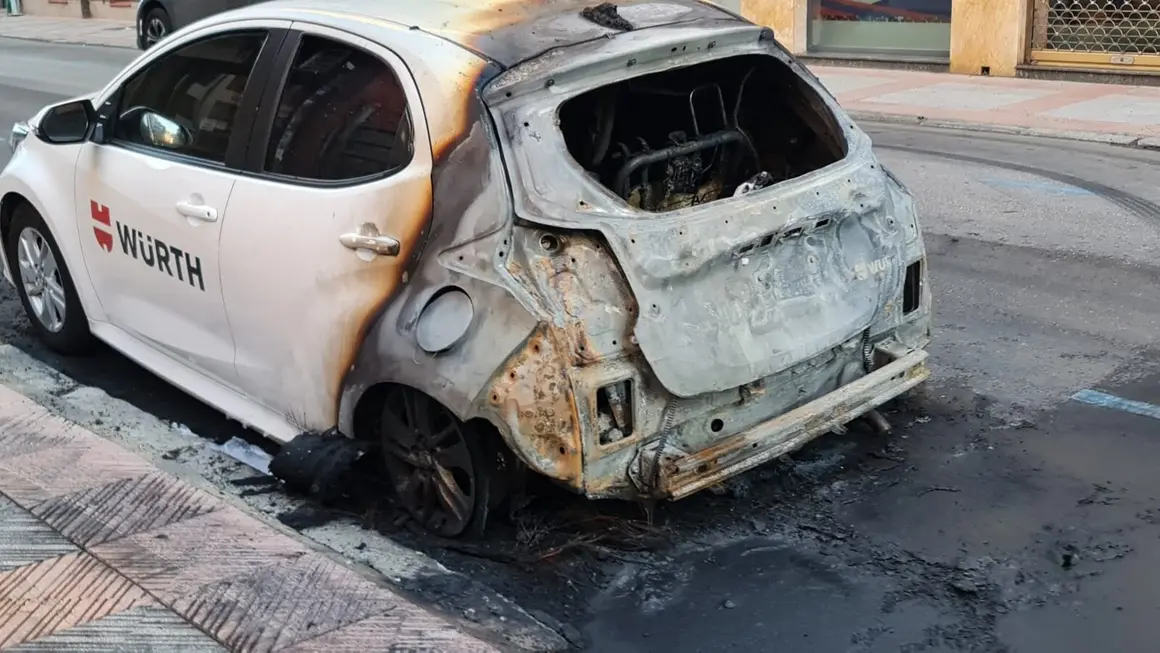 Incendio coche 17