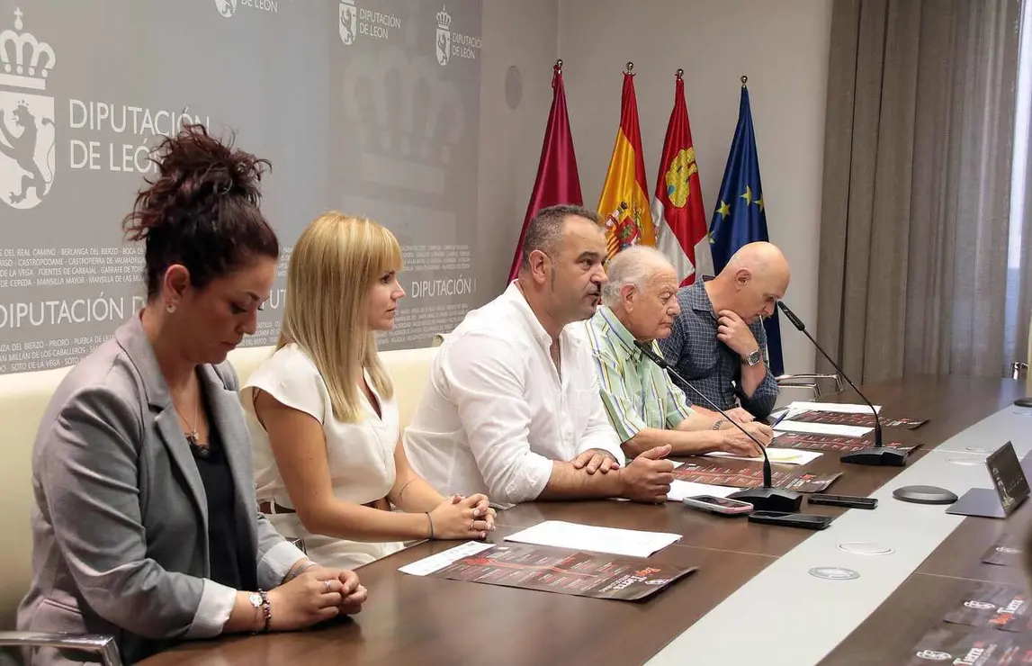 El diputado de Cultura, Arte y Patrimonio, Emilio Martínez, participa en la presentación del programa Bajo Tierra