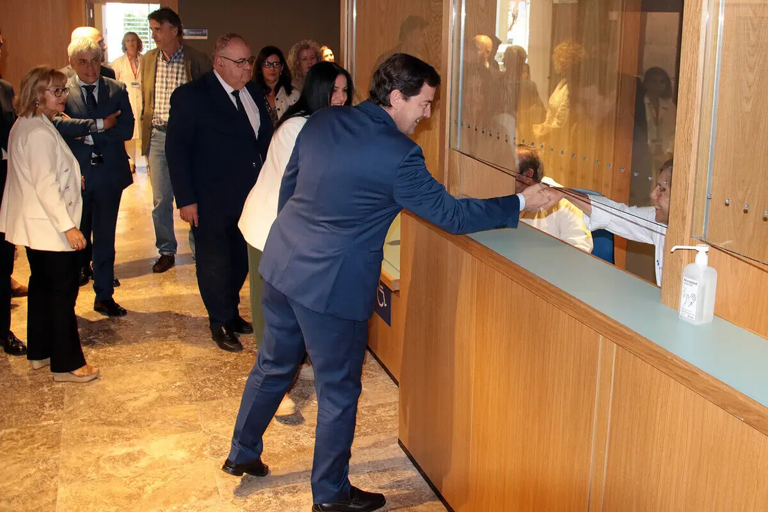 El presidente de la Junta de Castilla y León, Alfonso Fernández Mañueco, inaugura las nuevas instalaciones del centro de salud de Pinilla-San Andrés del Rabanedo