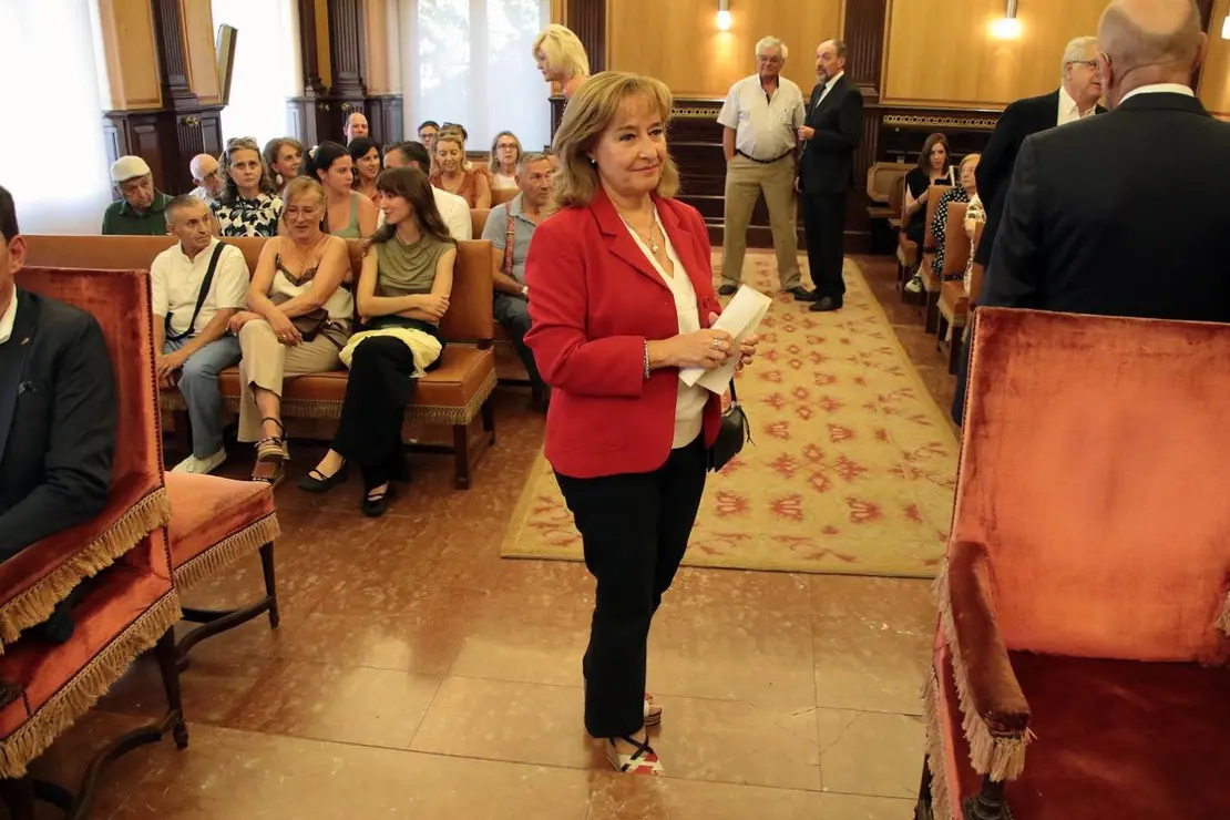 León revive su historia jurídica con la lectura de los Fueros y Ana del Ser como mantenedora (9)