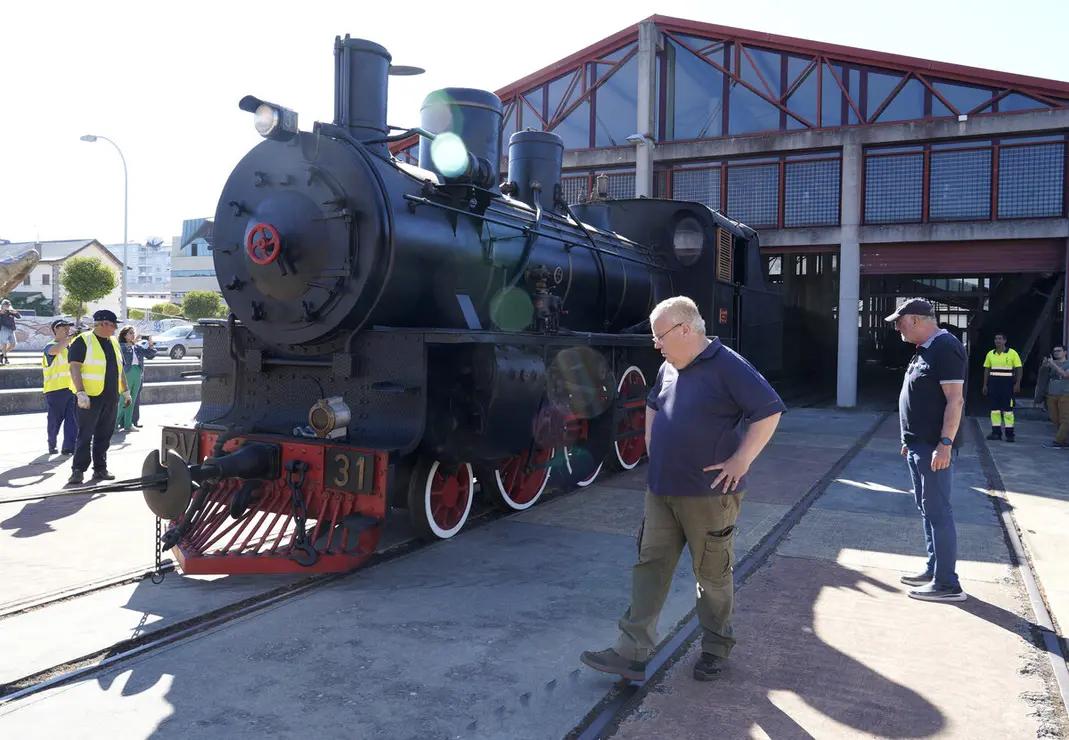 Traslado de la locomotora PV 31 de Ponferrada a los Talleres Ferroviarios de Villablino (León)
