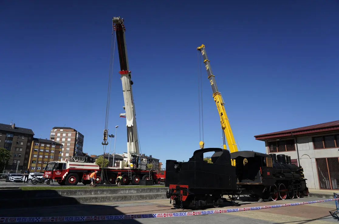 Traslado de la locomotora PV 31 de Ponferrada a los Talleres Ferroviarios de Villablino (León)