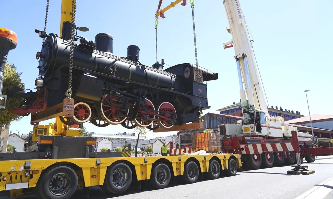 Traslado de la locomotora PV 31 de Ponferrada a los Talleres Ferroviarios de Villablino (León)