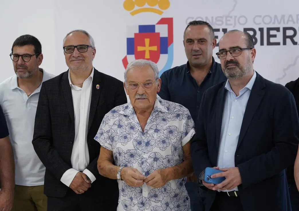 El presidente de la Fundación Prada a Tope, José Luis Prada, durante la presentación de la XVII edición de los Premios Palacio de Canedo