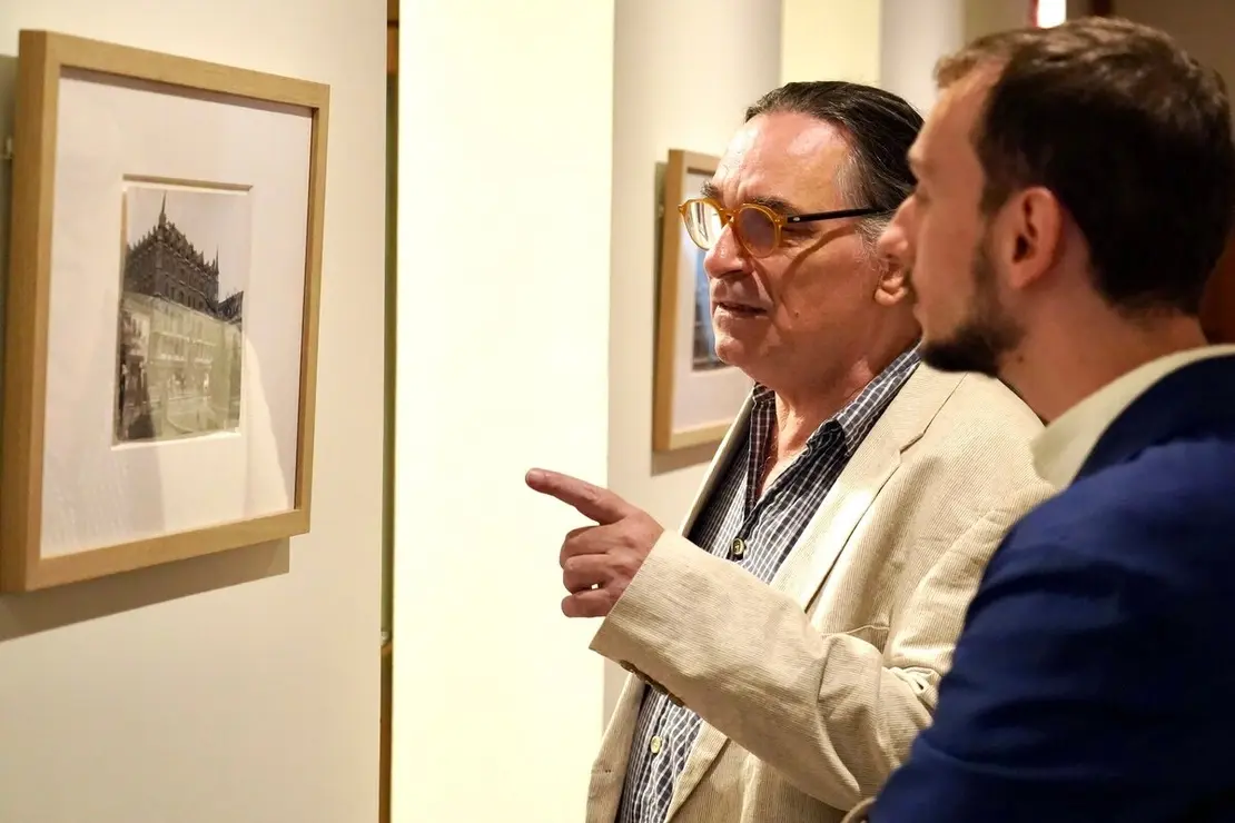 El Museo Casa Botines Gaudí expone las fotografías que Català-Roca hizo en León