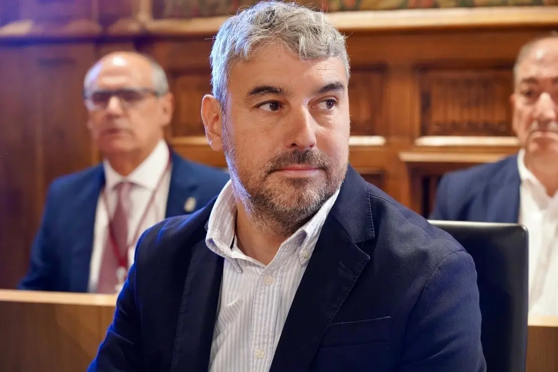 Pleno ordinario de la Diputación de León, en cuyo orden del día se encuentra la toma de posesión de dos nuevos diputados