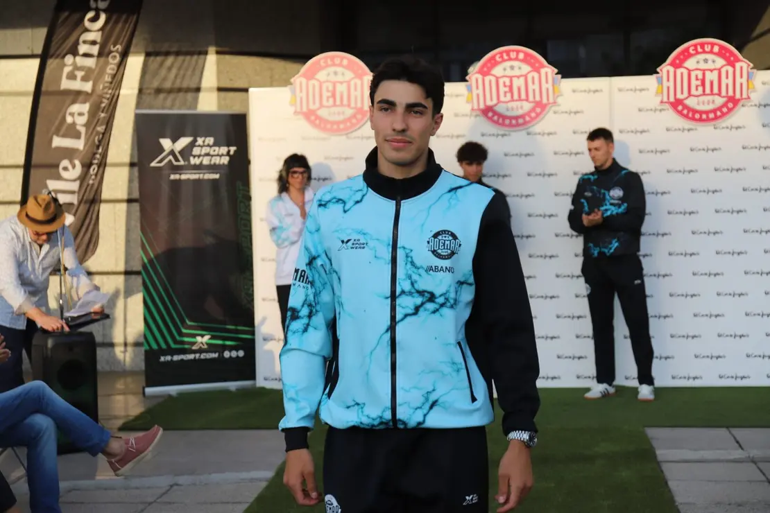 Ademar equipación (2)