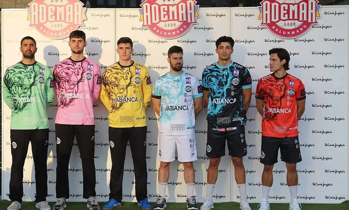 La puesta de largo de las camisetas diseñadas por el Estudio Da Vinci y fabricadas por XA Sport conquista a afición y curiosos en un evento cargado de identidad y emoción en León. Fotos de Isaac Llamazares