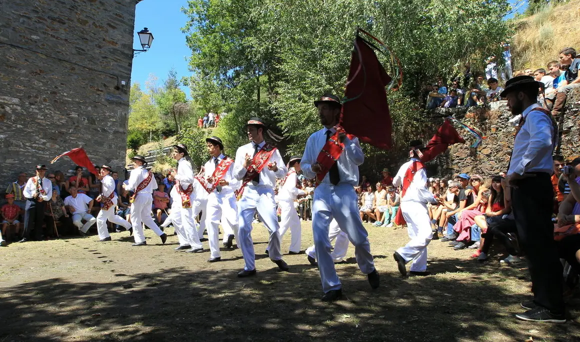 Danzas del Valle de Fornela declaradas como de Interés Turístico Regional