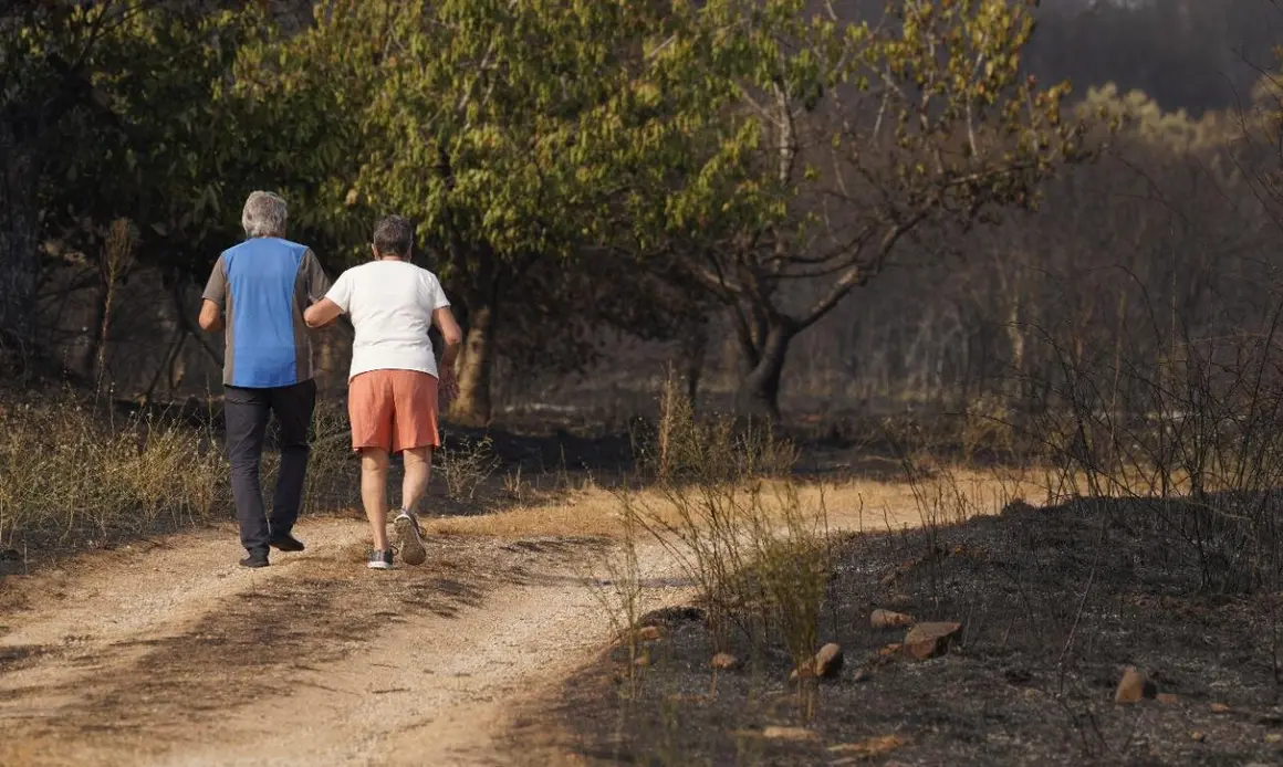 Desalojados incendio Las Médulas (8)