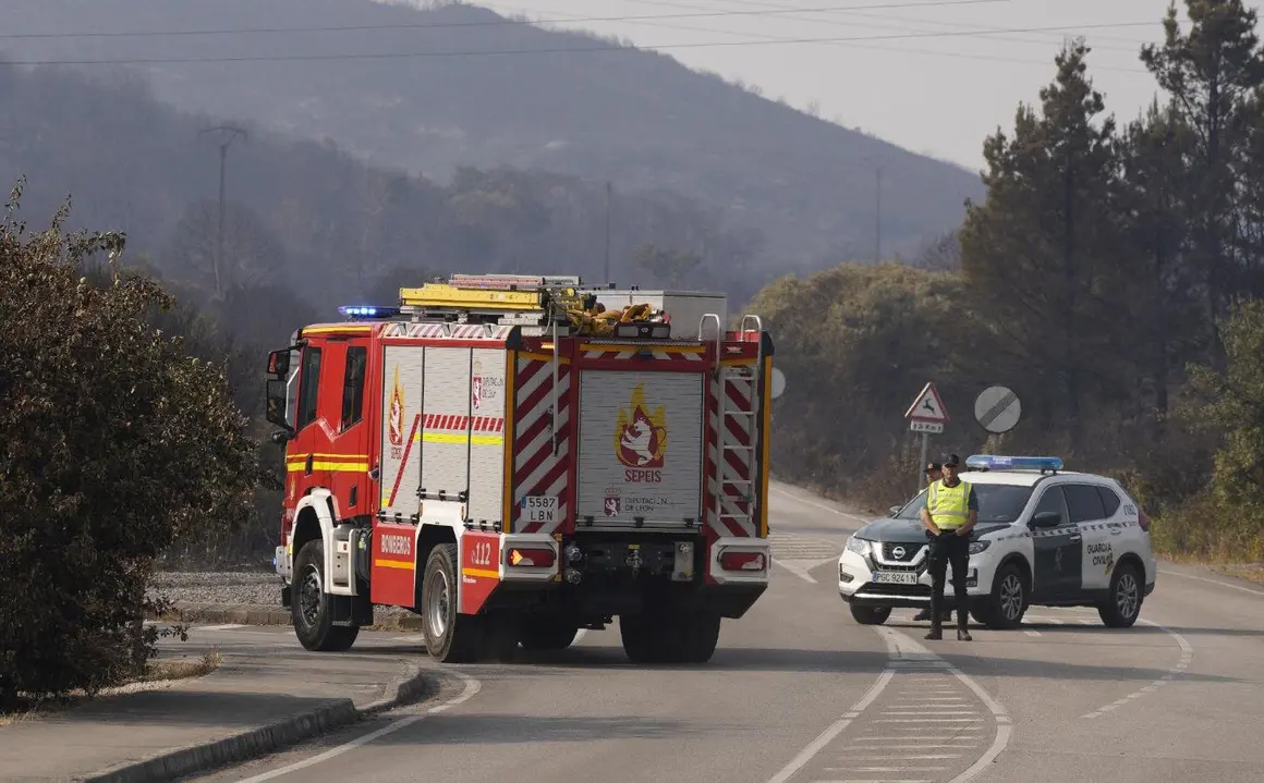 Desalojados incendio Las Médulas (15)