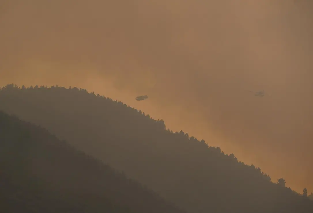 Incendio en la localidad de Paradiña (14)
