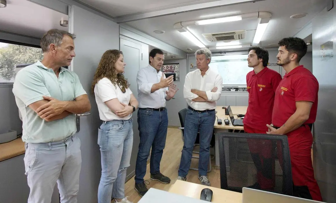 Feijóo advierte que "queda lo peor" de la ola de incendios y pide al Gobierno "más medios" y que prepare al Ejército. Foto: César Hornija
