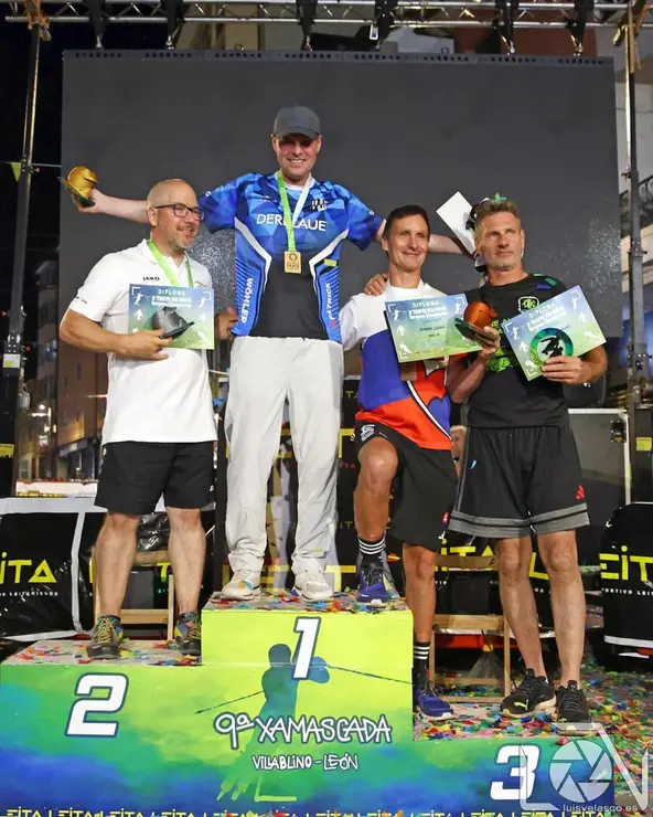1755308077634_20250815_6_Emtrega_Trofeos (29)