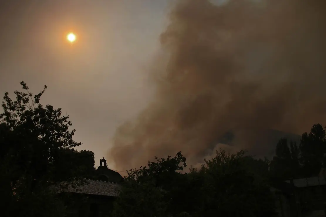 El tiempo en León sigue marcado por las temperaturas máximas y el cielo cubierto por el humo de los incendios.
