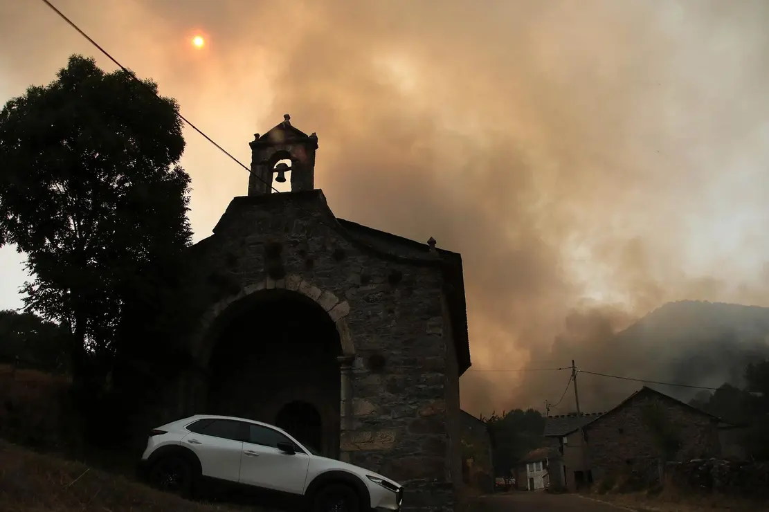 Imágenes de los incendios en Fasgar y Boca de Huérgano. Fotografías de Peio García y Mirian Chacón (4).1