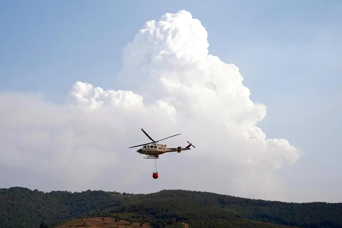 Imágenes de los incendios en Fasgar y Boca de Huérgano. Fotografías de Peio García y Mirian Chacón (7)