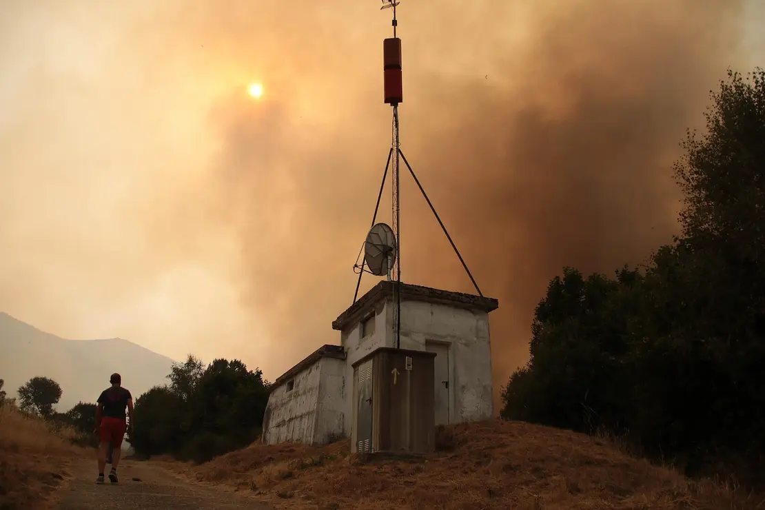 Imágenes de los incendios en Fasgar y Boca de Huérgano. Fotografías de Peio García y Mirian Chacón (13).1