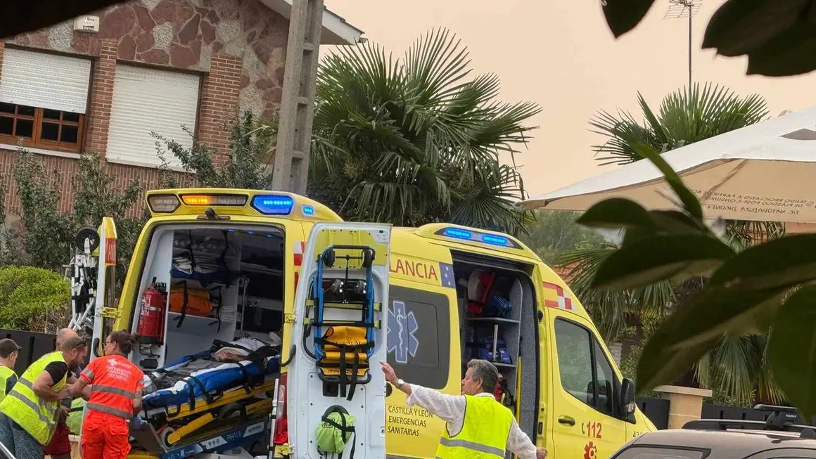 Un motorista ha resultado herido en un accidente de tráfico ocurrido este lunes a las 19:50 horas en la carretera de Caboalles, a la altura del kilómetro 2.