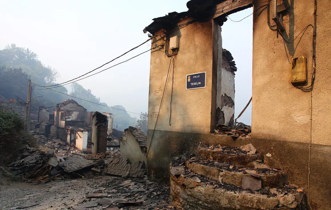 El pueblo de Lusio (León), arrasado por el fuego