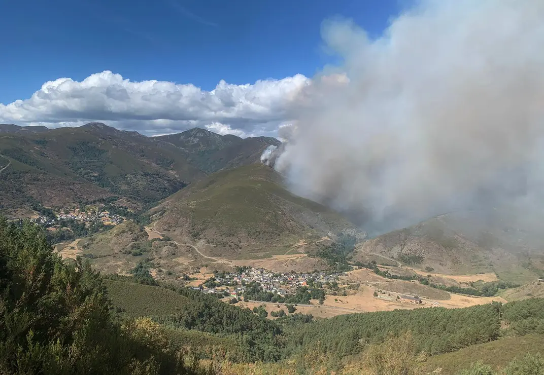 El Valle de Fornela afectado por el incendio de Anllares (León)