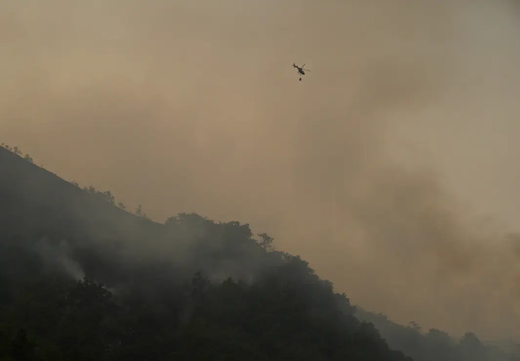 Incendio en Anllares del Sil. Foto: César Hinoja