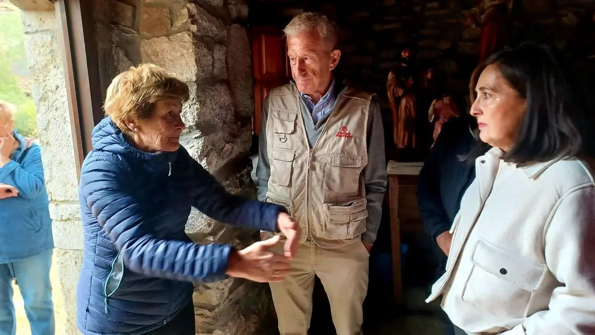 visita cáritas incendios (2)