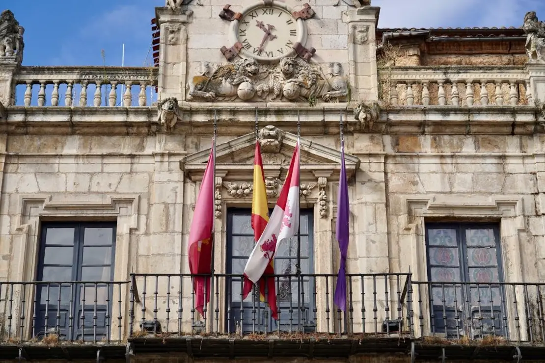 Imagen del inmueble municipal del Ayuntamiento de León.